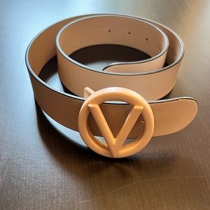 Authentic VALENTINO Giusy Logo leather belt in Nude S